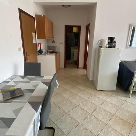 Apartments Alto Rovinj Bagian luar foto