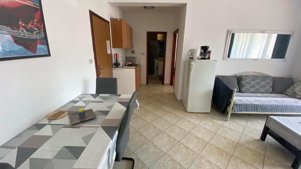 Apartments Alto Rovinj Bagian luar foto