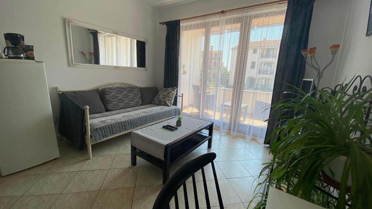 Apartments Alto Rovinj Bagian luar foto