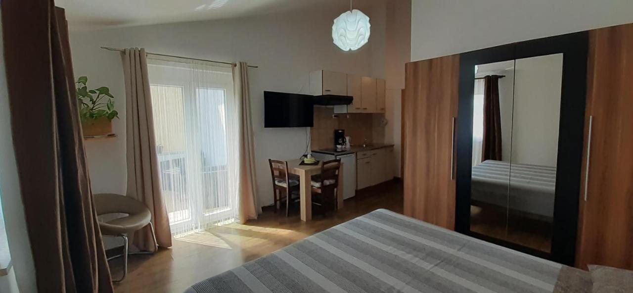 Apartments Alto Rovinj Bagian luar foto
