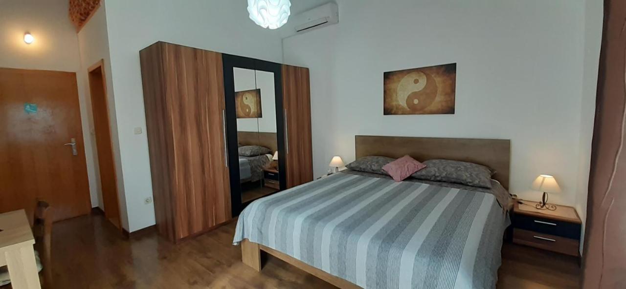 Apartments Alto Rovinj Bagian luar foto