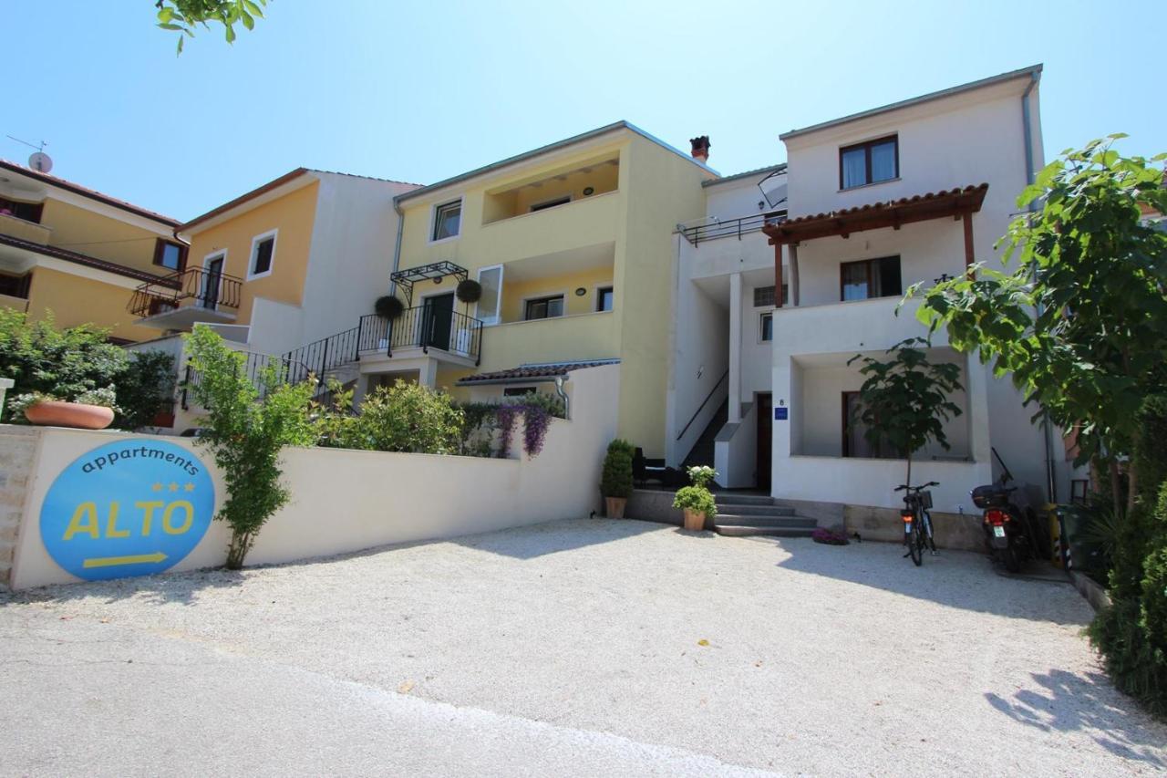 Apartments Alto Rovinj Bagian luar foto